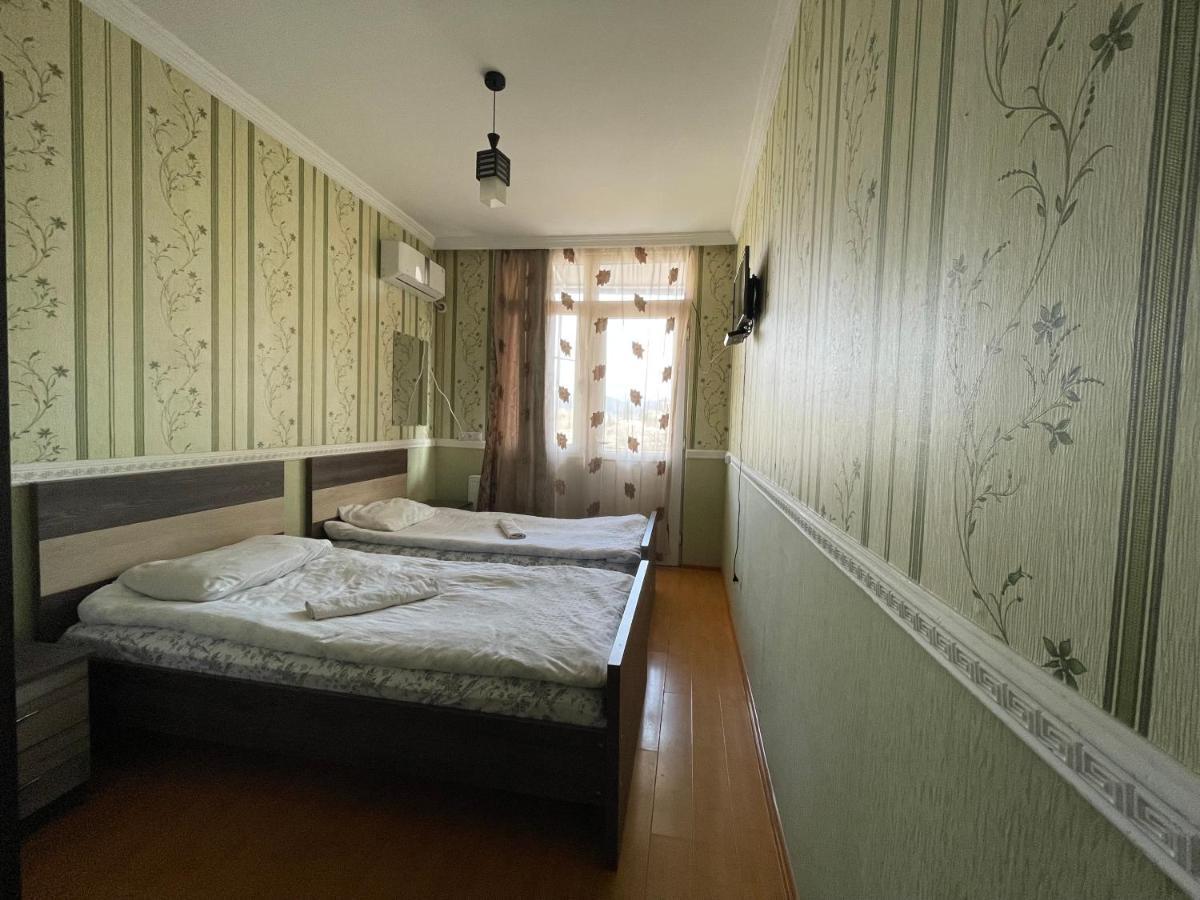 Imperator 1 Hotel Kutaisi Esterno foto