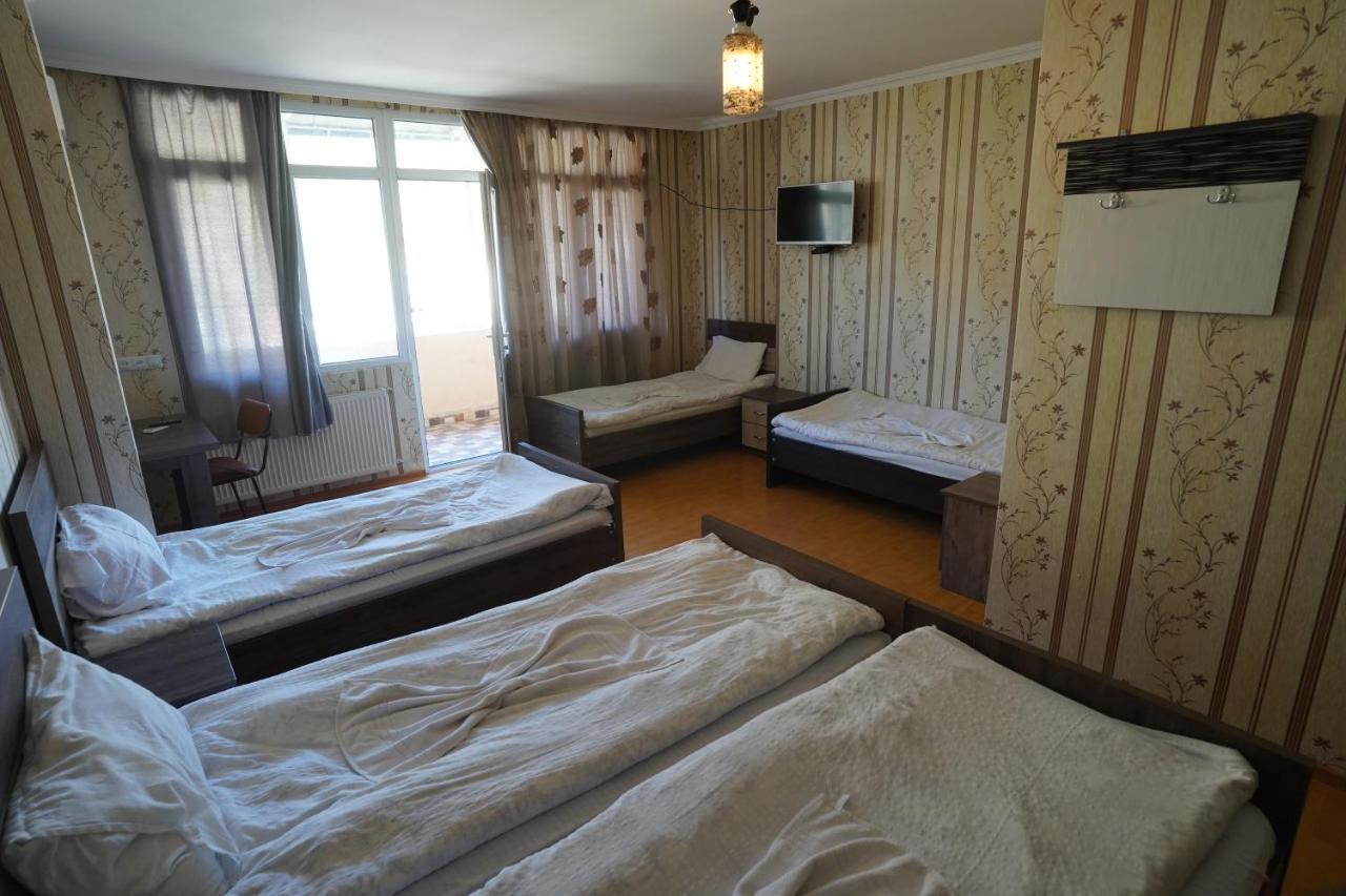 Imperator 1 Hotel Kutaisi Esterno foto