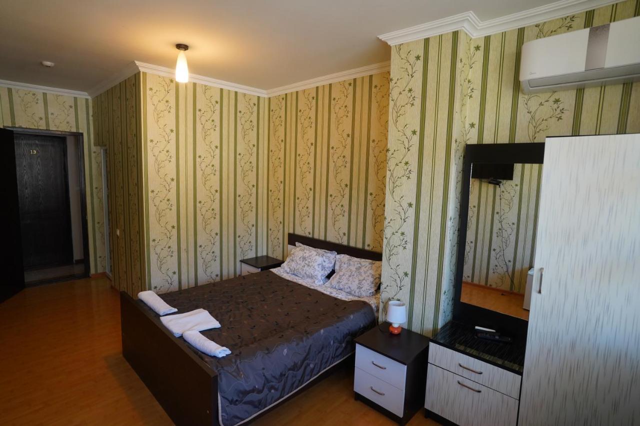 Imperator 1 Hotel Kutaisi Esterno foto